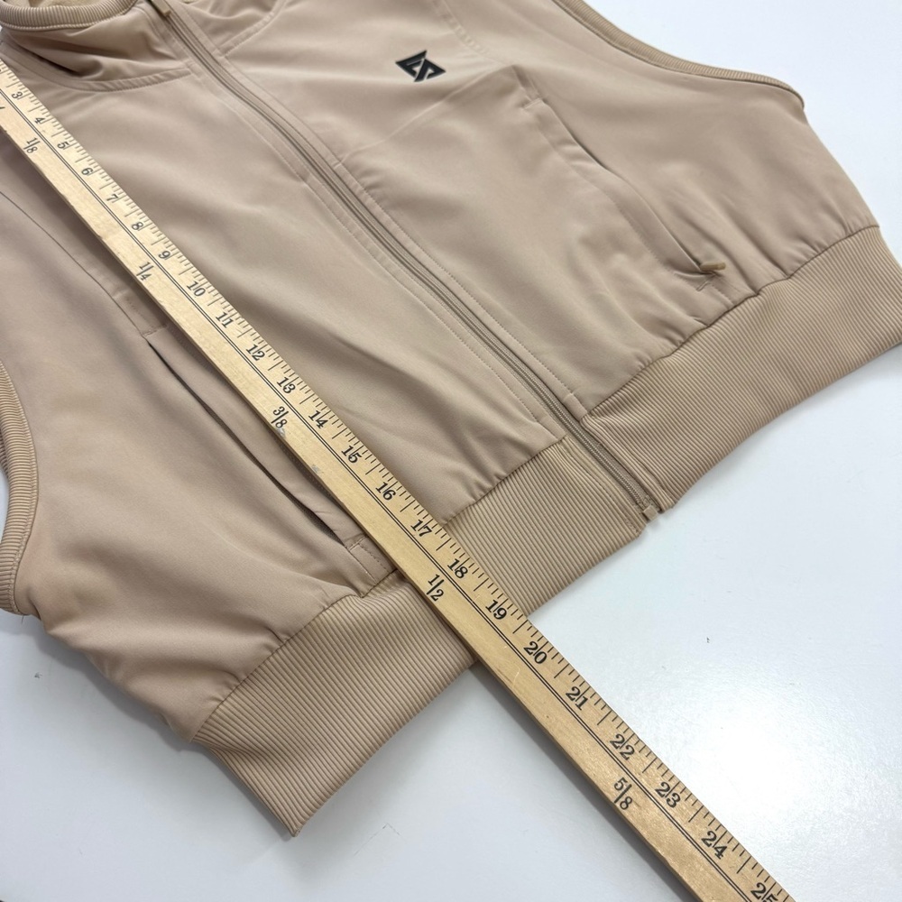 FAITH CONNEXION Women’s Sz L Beige Cropped Boxy Full Zip Vest Fleece Lined - Picture 9 of 10